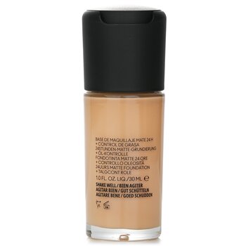 MAC - Studio Fix Fluid Foundation SPF 15 - # NC20 Image 2