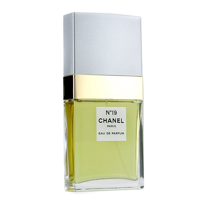 Chanel No.19 Eau De Parfum Spray 35ml/1.2ozProduct Thumbnail