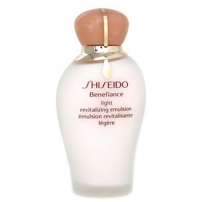 Shiseido Benefiance Light Revitalizing Emulsion 75ml/2.5ozProduct Thumbnail