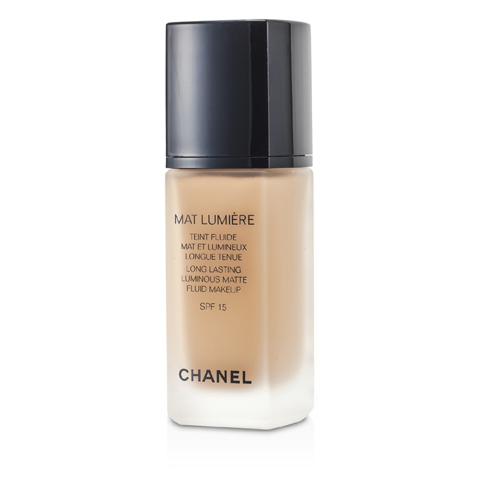 Chanel Matný tekutý make up s dlouhotrvajícím efektem a s faktorem SPF15 Mat Lumiere Long Lasting Luminous Matte Fluid Makeup 30ml/1ozProduct Thumbnail