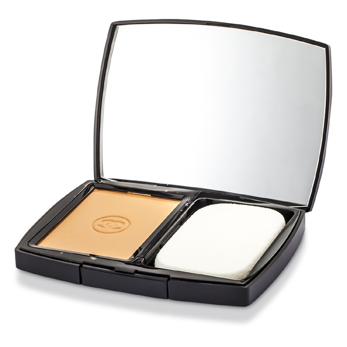 Chanel Matujący podkład w kompakcie Mat Lumiere Luminous Matte Powder Makeup SPF10 13g/0.45ozProduct Thumbnail