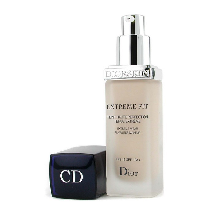 Christian Dior DiorSkin Odolný skrášľujúci mejkap s dlhotrvajúcim účinkom SPF15 – 011 Vanilla 30ml/1ozProduct Thumbnail