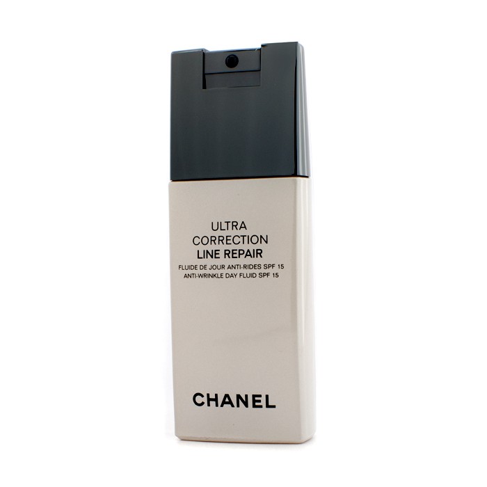 Chanel Ultra Correction Line Repair Anti-Wrinkle Day Fluid SPF15 50ml/1.7ozProduct Thumbnail