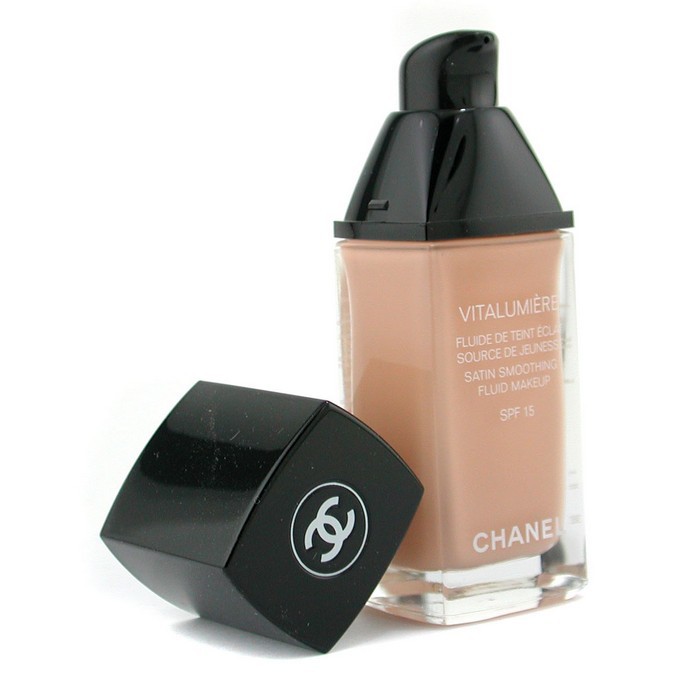 Chanel Rozjasňující tekutý make up Vitalumiere Fluide Makeup č. 32 Epice 30ml/1ozProduct Thumbnail