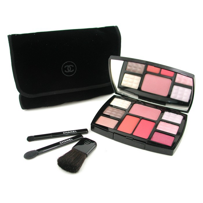Chanel Estojo Fly High Makeup Essentials Palette: ( 4x sombras+ 1x blush+ 2x batons+ 2x brilho labial + 3x Aplicador ) ( Fora da caixa ) 12g/0.42ozProduct Thumbnail