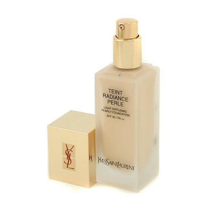 Yves Saint Laurent Teint Radiance Perle Light Diffusing Pearly Foundation SPF 20 30ml/1ozProduct Thumbnail