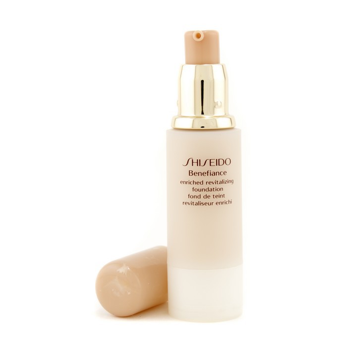 Shiseido Ujędrniający podkład w płynie Benefiance Enriched Revitalizing Foundation 30ml/1ozProduct Thumbnail