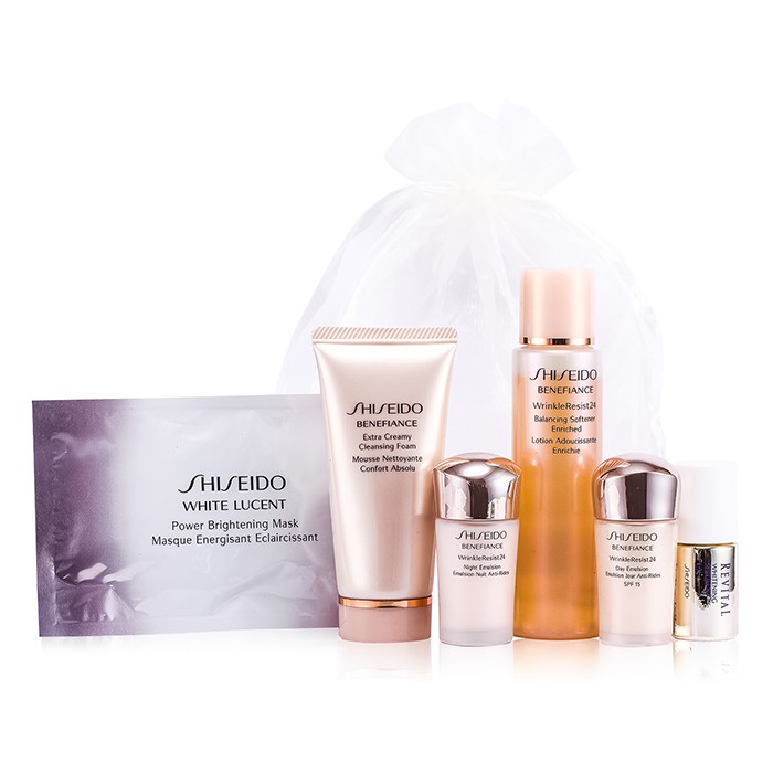 Shiseido Комплект за Пътуване: Балансиращ Омекотител Обогатен 75мл + Почистваща Пяна 50мл + Дневна Емулсия 15мл + Нощна Емулсия 15мл + Revital Избелващ Серум AA EX 10мл + Изсветляваща Маска 6pcsProduct Thumbnail