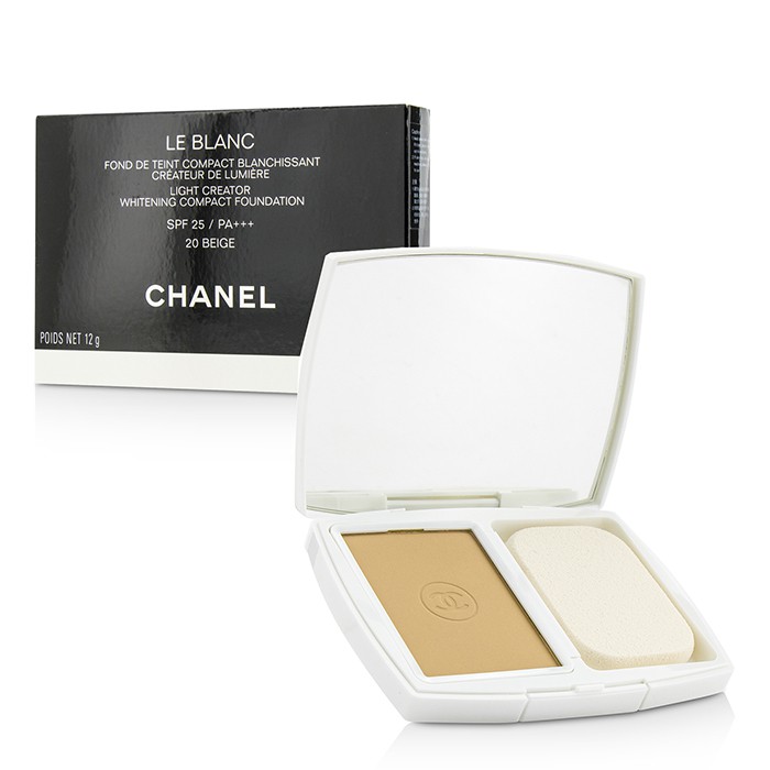 Chanel Le Blanc Light Creator Whitening Compact Foundation SPF 25 12g/0.42ozProduct Thumbnail