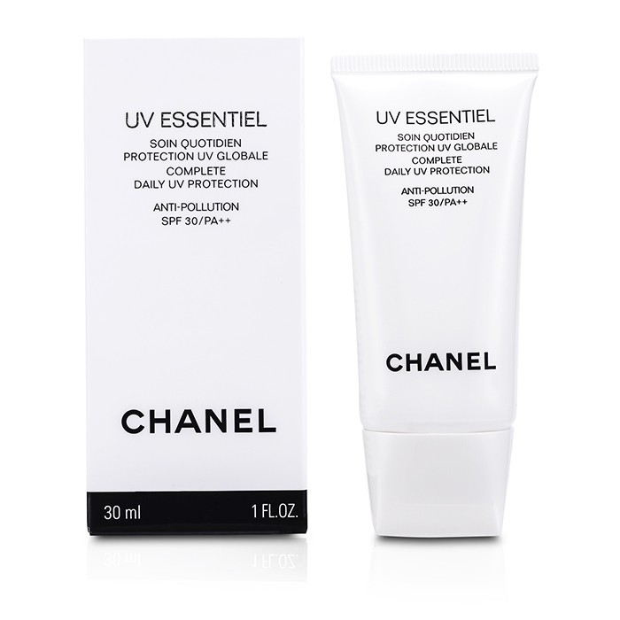 Chanel UV Essentiel Complete Protección UV Diaria Anti Polución SPF30/PA++ 30ml/1ozProduct Thumbnail