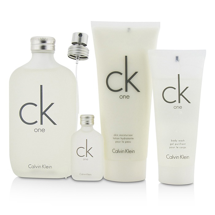 Calvin Klein CK One Coffret: או דה טואלט ספריי 200מ&quot;ל + Body Wash 100מ&quot;ל + Skin Moisturizer 200מ&quot;ל + Eau De Toilette 15מ&quot;ל 4pcsProduct Thumbnail