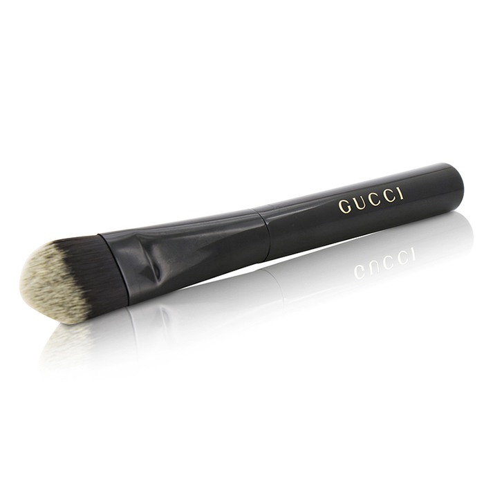 Gucci Foundation Brush 12 Picture ColorProduct Thumbnail
