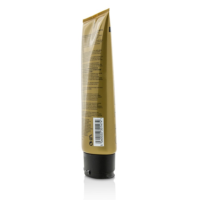 St. Tropez Gradual Tan Plus Sculpt And Glow Everyday Multi-Active Toning Lotion 01474 200ml/6.7ozProduct Thumbnail