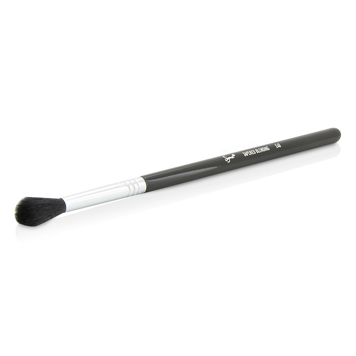 Sigma Beauty E40 Tapered Blending Brush Picture ColorProduct Thumbnail