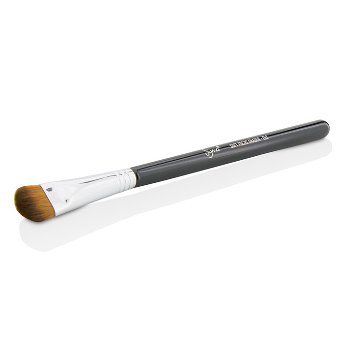 Sigma Beauty E52 Soft Focus Shader Brush Picture ColorProduct Thumbnail