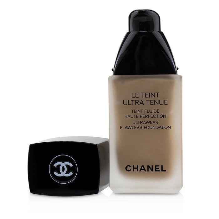 Chanel Le Teint Ultra Tenue Ultrawear Flawless Foundation 30ml/1ozProduct Thumbnail
