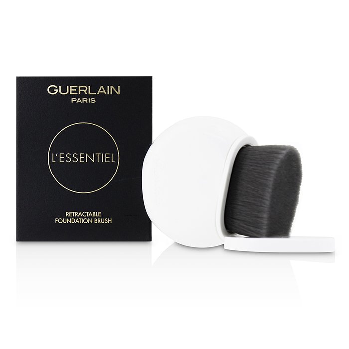 Guerlain L'Essentiel Retractable Foundation Brush Product Thumbnail