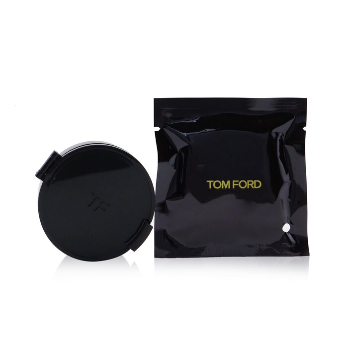 Tom Ford أساس إشراقة ناعم مضغوط Shade And Illuminate SPF 45 (عبوة احتياطية) 12g/0.42ozProduct Thumbnail