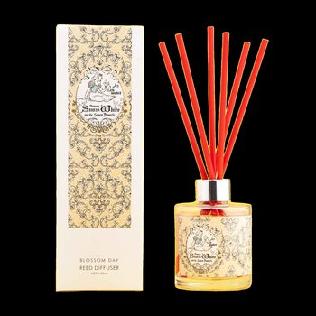 everybody LABO - Disney - Antique Snow White Reed Diffuser  - 140ml