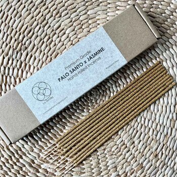 La Tienda - Palo Santo x Jasmine Hand-rolled Incense Stick  - 30's