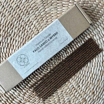 La Tienda - Palo Santo x Myrrh Hand-rolled Incense Stick  - 30's