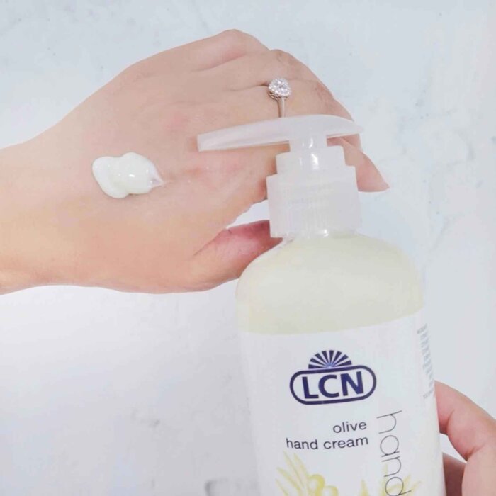 LCN Olive Hand Cream 250mlProduct Thumbnail