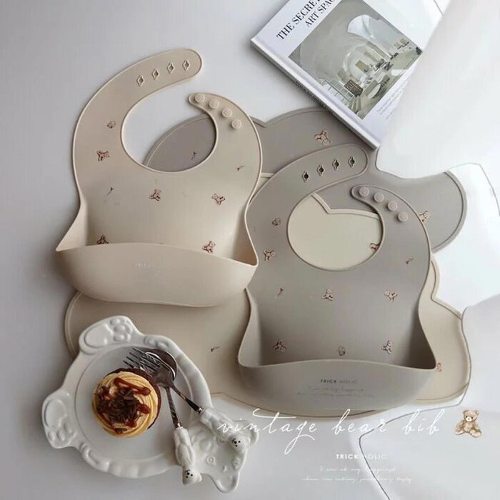 TRICK HOLIC Original Silicone Bib Vintage Bear *2 colours are  available丨【Greige Bear】#baby food/Japanese Brand 1pc, Almond Bear Fixed  Size | Strawberrynet USA