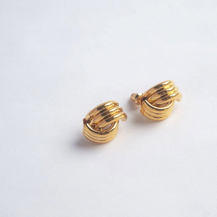 eclater jewellery   Lucee Earrings Gold   1.6 x 1.   小物   Free