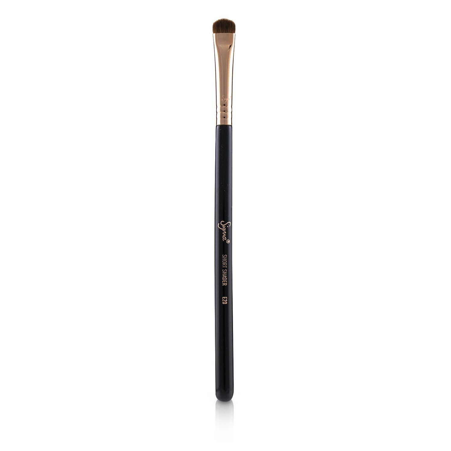 Sigma Beauty E20 Short Shader Brush Picture Color